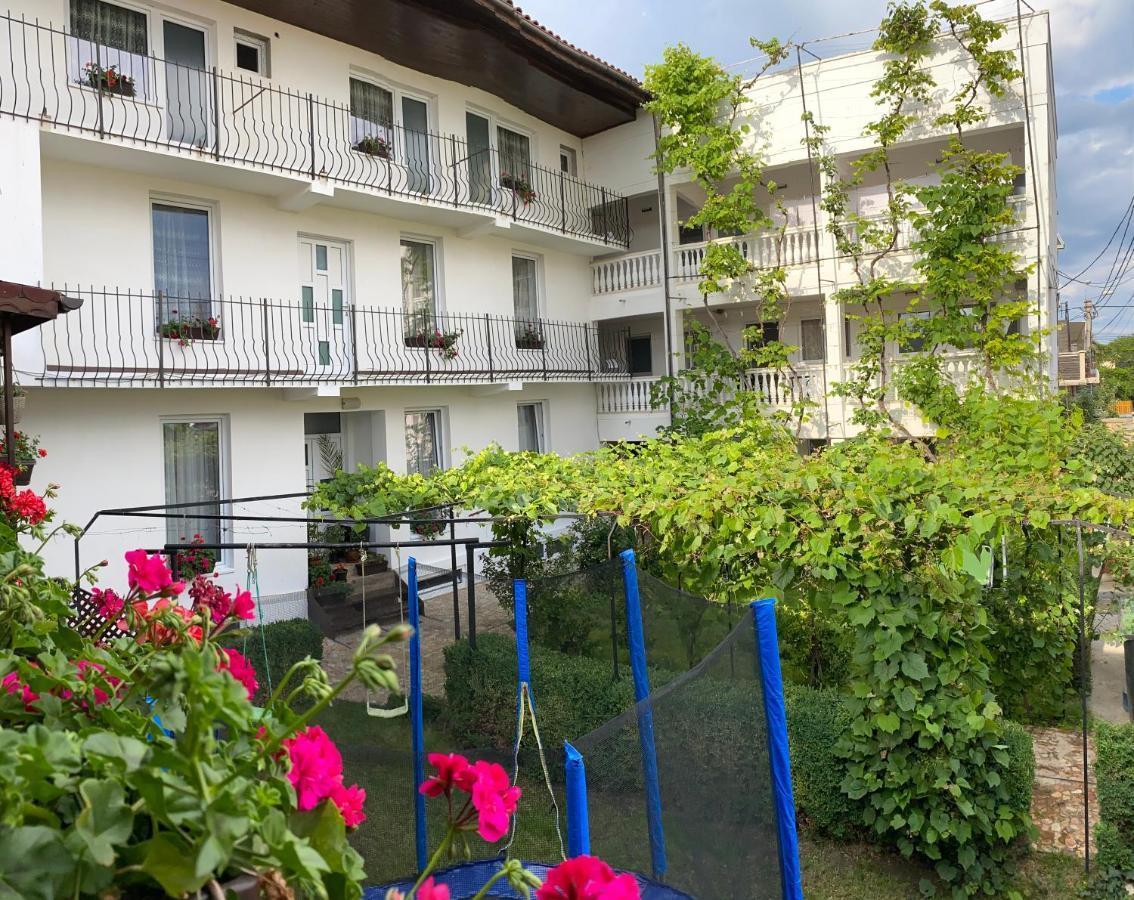 Casa Ciobi Hotel 2 Mai Ngoại thất bức ảnh