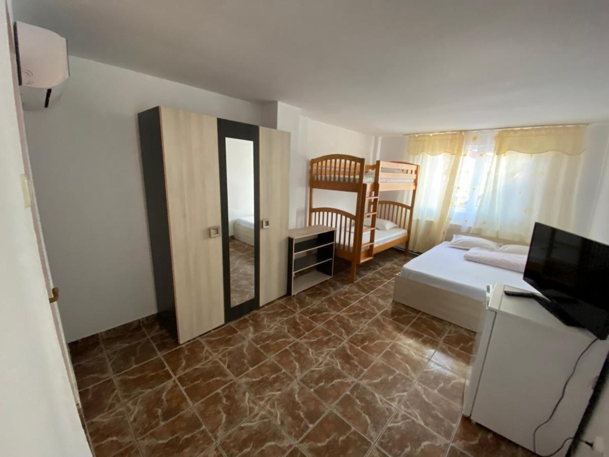 Casa Ciobi Hotel 2 Mai Ngoại thất bức ảnh